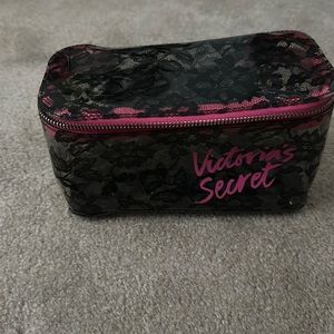 Makeup bag